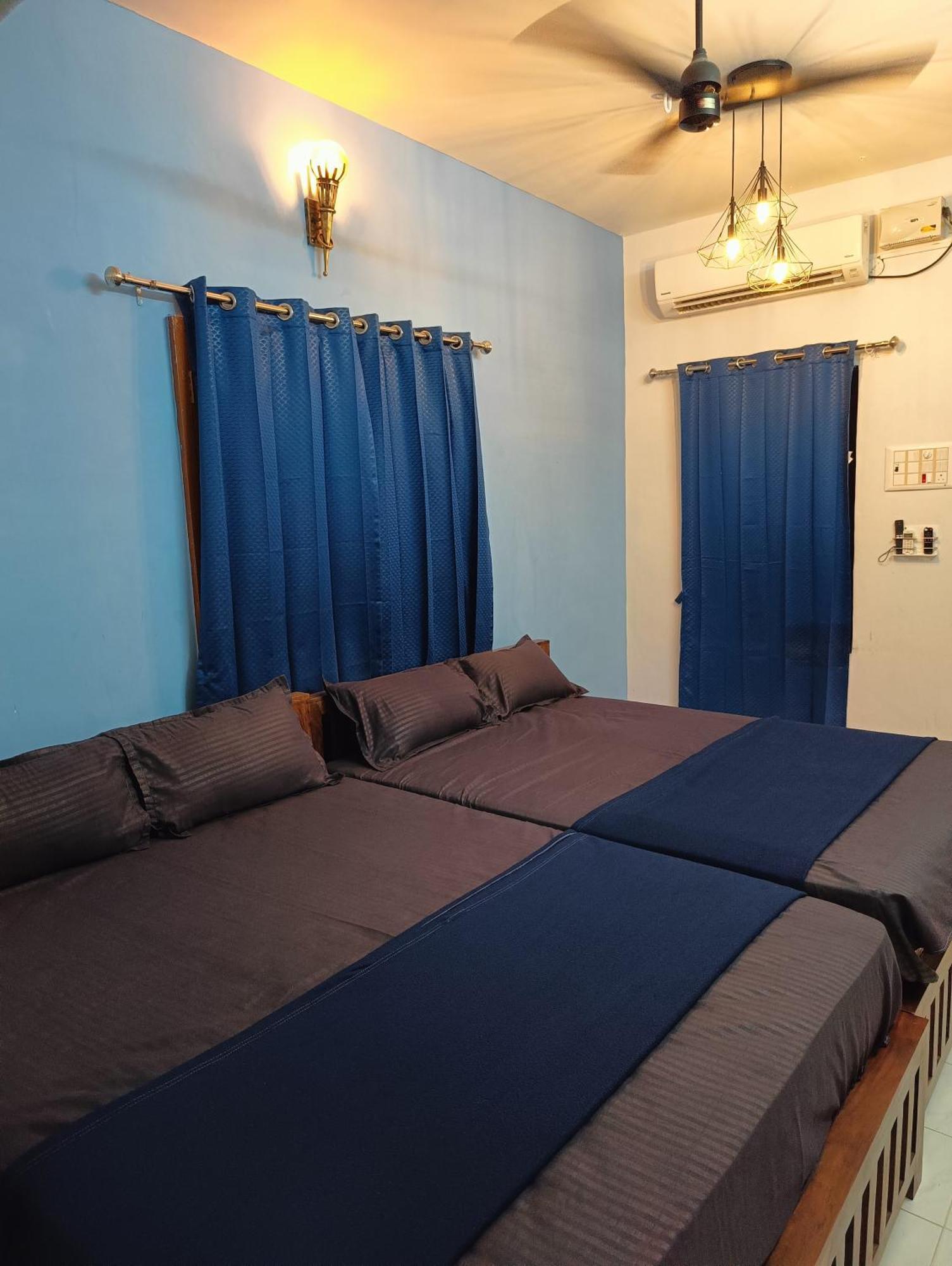 Omkara - The Fives Guest House Tiruvannamalai Exterior photo