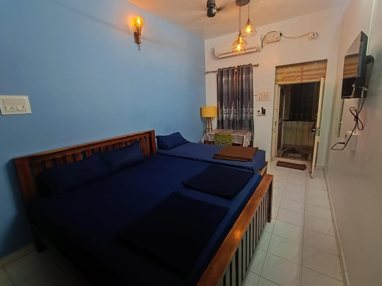 Omkara - The Fives Guest House Tiruvannamalai Exterior photo